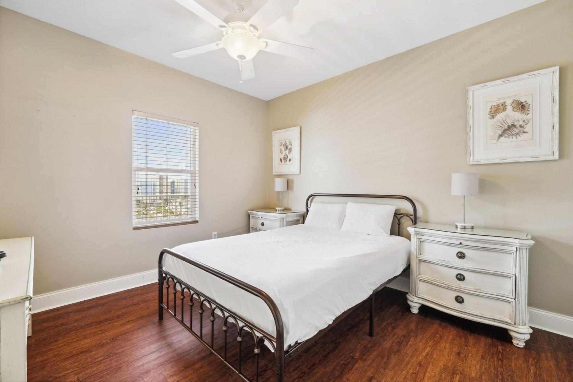 Laketown Wharf #1230 By Nautical Vacation *